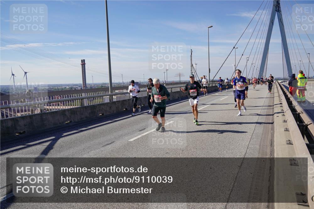 03.10.2025 - Köhlbrandbrückenlauf Michael Burmester http://msf.ph/oto/9110039 03.10.2025 12:52:25 Position 2  meine-sportfotos.de