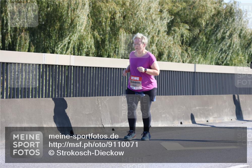 03.10.2025 - Köhlbrandbrückenlauf Strokosch-Dieckow http://msf.ph/oto/9110071 03.10.2025 12:27:12 Position 3 6529 meine-sportfotos.de