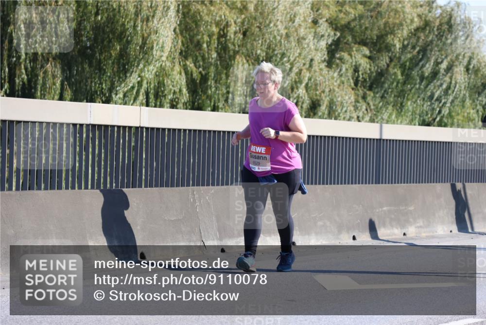 03.10.2025 - Köhlbrandbrückenlauf Strokosch-Dieckow http://msf.ph/oto/9110078 03.10.2025 12:27:12 Position 3 6529 meine-sportfotos.de