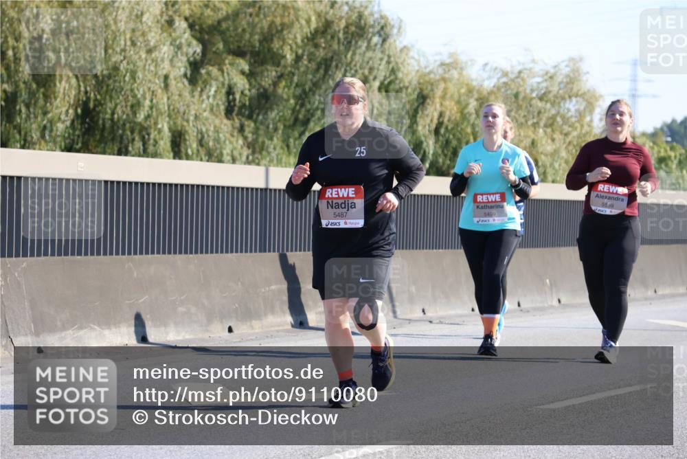 03.10.2025 - Köhlbrandbrückenlauf Strokosch-Dieckow http://msf.ph/oto/9110080 03.10.2025 12:27:13 Position 3 5487, 25, 5499, 5559 meine-sportfotos.de