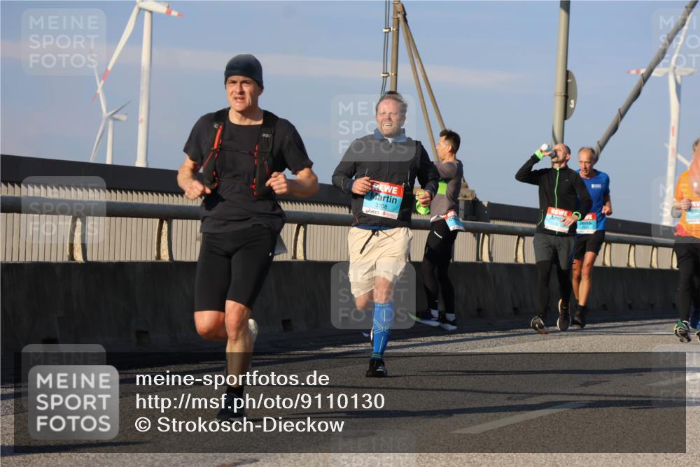 03.10.2025 - Köhlbrandbrückenlauf Strokosch-Dieckow http://msf.ph/oto/9110130 03.10.2025 09:41:47 Position 2 3708 meine-sportfotos.de
