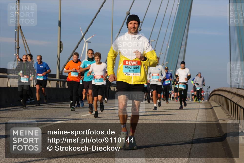 03.10.2025 - Köhlbrandbrückenlauf Strokosch-Dieckow http://msf.ph/oto/9110144 03.10.2025 09:41:49 Position 2 1702 meine-sportfotos.de