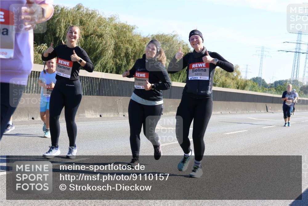 03.10.2025 - Köhlbrandbrückenlauf Strokosch-Dieckow http://msf.ph/oto/9110157 03.10.2025 12:27:38 Position 3 5611, 6247, 5271, 5315 meine-sportfotos.de