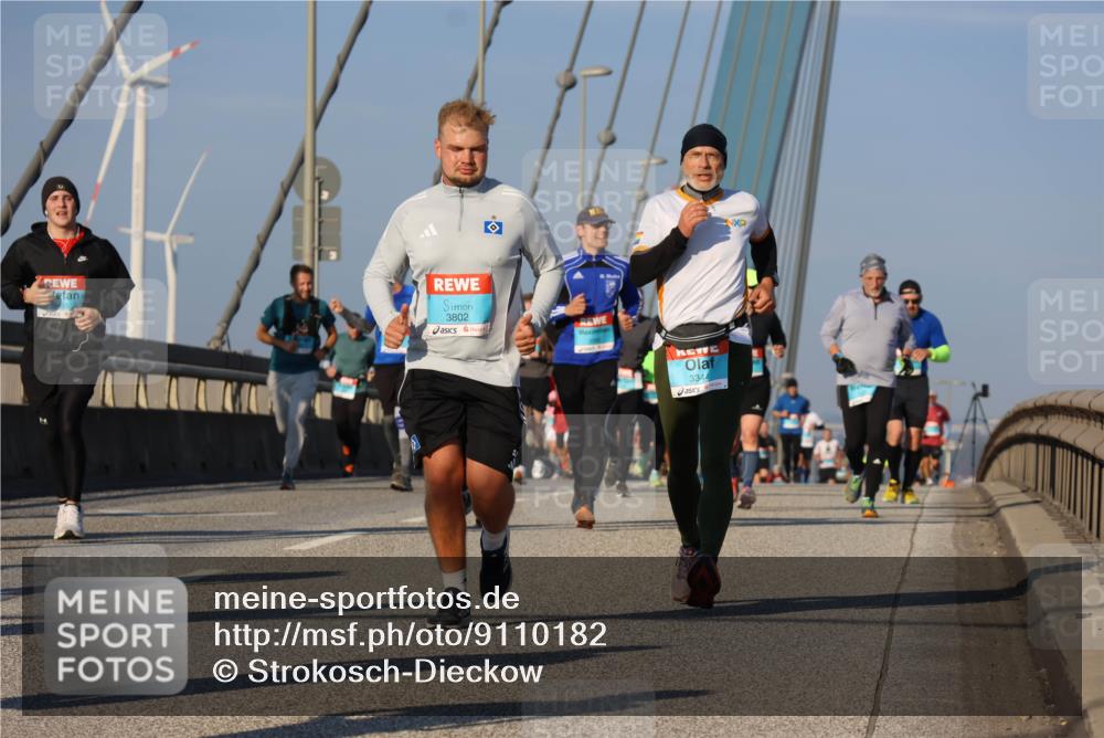 03.10.2025 - Köhlbrandbrückenlauf Strokosch-Dieckow http://msf.ph/oto/9110182 03.10.2025 09:41:52 Position 2 3802, 3344 meine-sportfotos.de