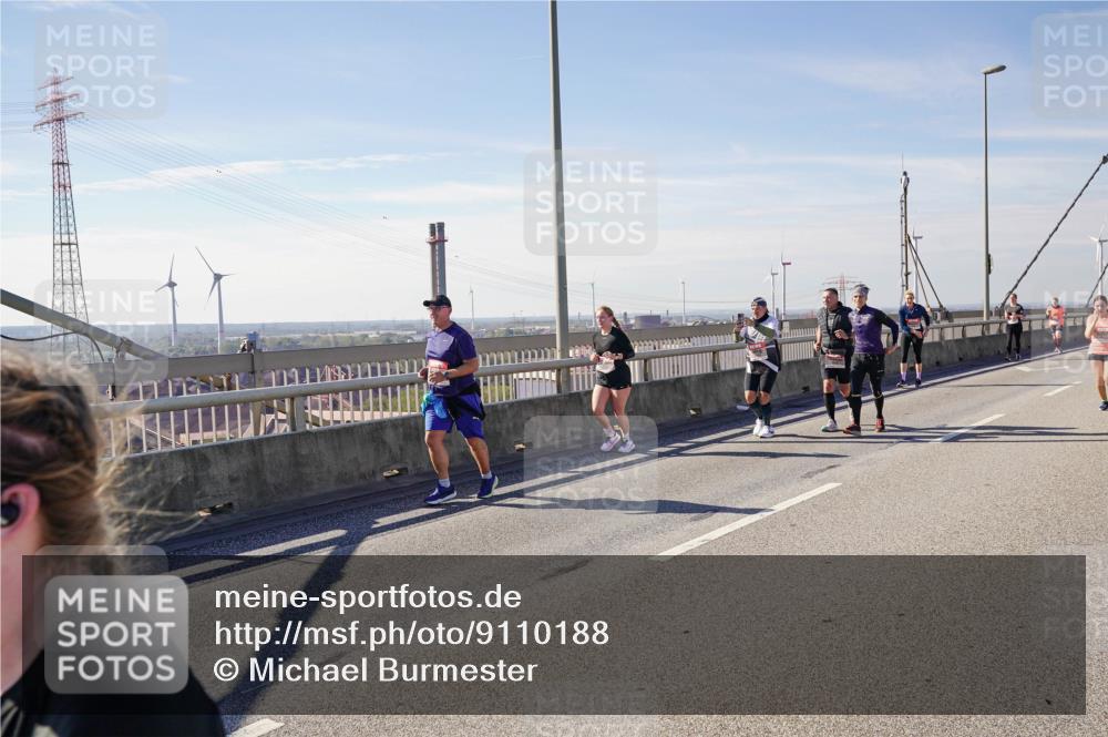 03.10.2025 - Köhlbrandbrückenlauf Michael Burmester http://msf.ph/oto/9110188 03.10.2025 12:52:33 Position 2  meine-sportfotos.de