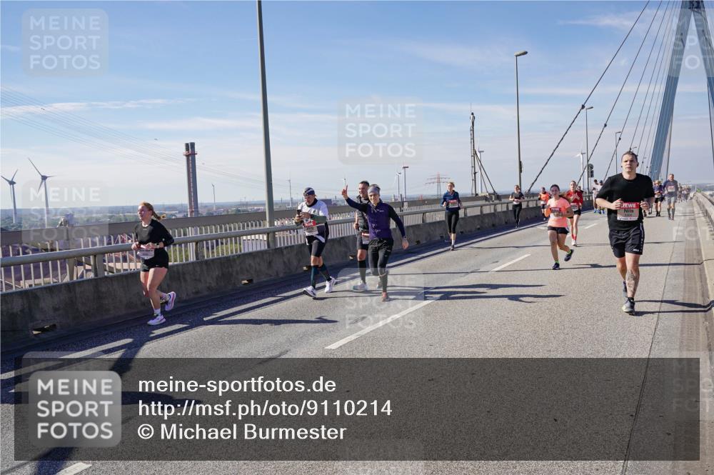 03.10.2025 - Köhlbrandbrückenlauf Michael Burmester http://msf.ph/oto/9110214 03.10.2025 12:52:35 Position 2  meine-sportfotos.de