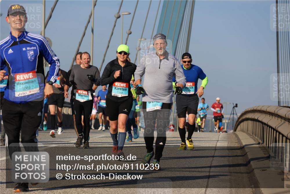 03.10.2025 - Köhlbrandbrückenlauf Strokosch-Dieckow http://msf.ph/oto/9110239 03.10.2025 09:41:57 Position 2 3066, 1308, 1353, 1073 meine-sportfotos.de