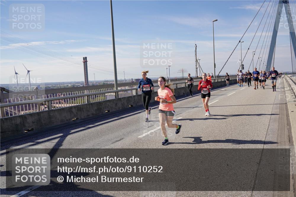 03.10.2025 - Köhlbrandbrückenlauf Michael Burmester http://msf.ph/oto/9110252 03.10.2025 12:52:37 Position 2  meine-sportfotos.de