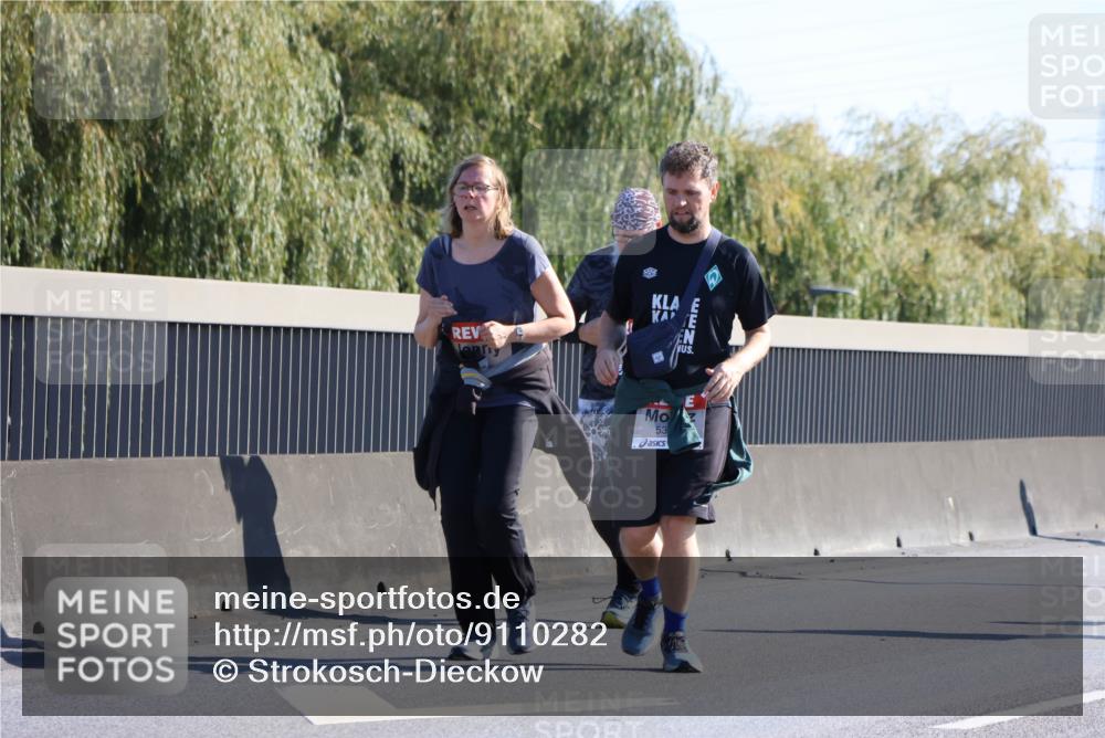 03.10.2025 - Köhlbrandbrückenlauf Strokosch-Dieckow http://msf.ph/oto/9110282 03.10.2025 12:28:25 Position 3  meine-sportfotos.de
