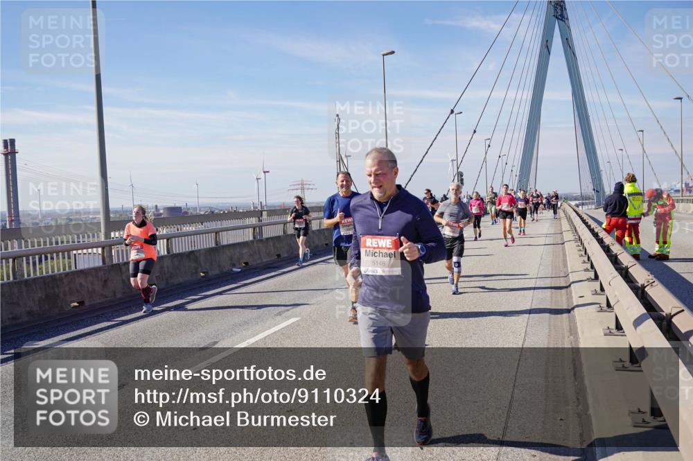 03.10.2025 - Köhlbrandbrückenlauf Michael Burmester http://msf.ph/oto/9110324 03.10.2025 12:52:43 Position 2 5148 meine-sportfotos.de