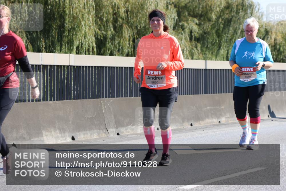 03.10.2025 - Köhlbrandbrückenlauf Strokosch-Dieckow http://msf.ph/oto/9110328 03.10.2025 12:28:41 Position 3 5860, 6549 meine-sportfotos.de