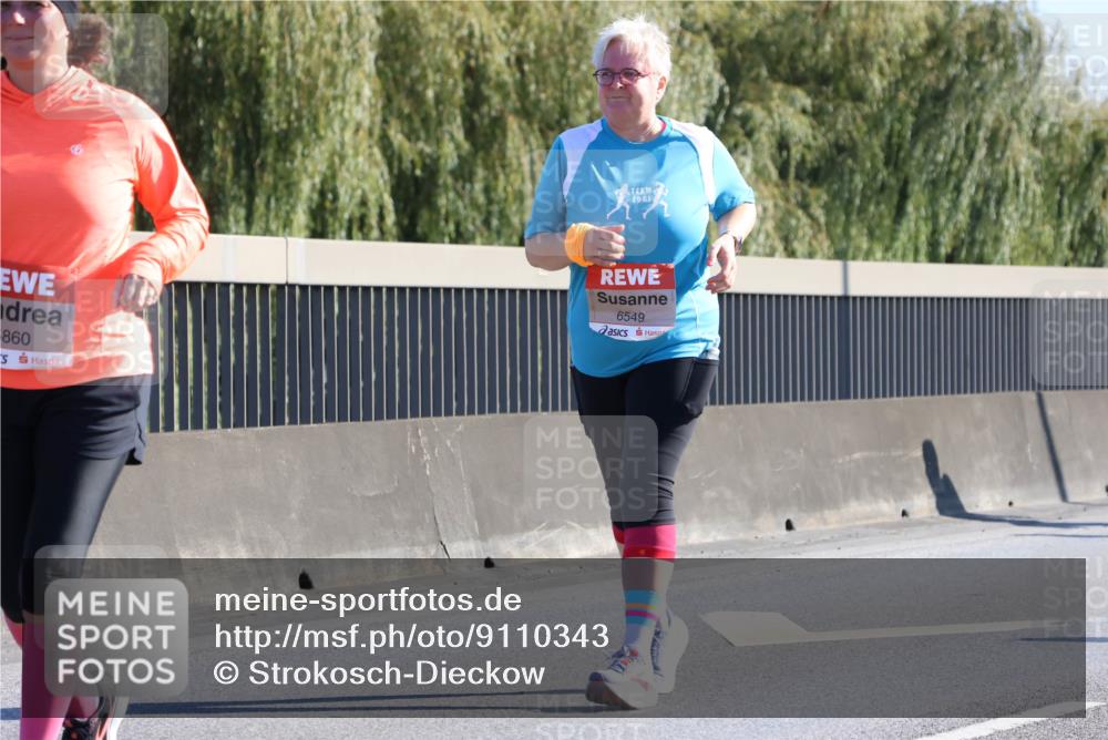 03.10.2025 - Köhlbrandbrückenlauf Strokosch-Dieckow http://msf.ph/oto/9110343 03.10.2025 12:28:43 Position 3 860, 6549 meine-sportfotos.de