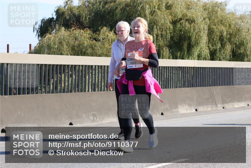 03.10.2025 - Köhlbrandbrückenlauf Strokosch-Dieckow http://msf.ph/oto/9110377 03.10.2025 12:28:52 Position 3 55, 5603 meine-sportfotos.de