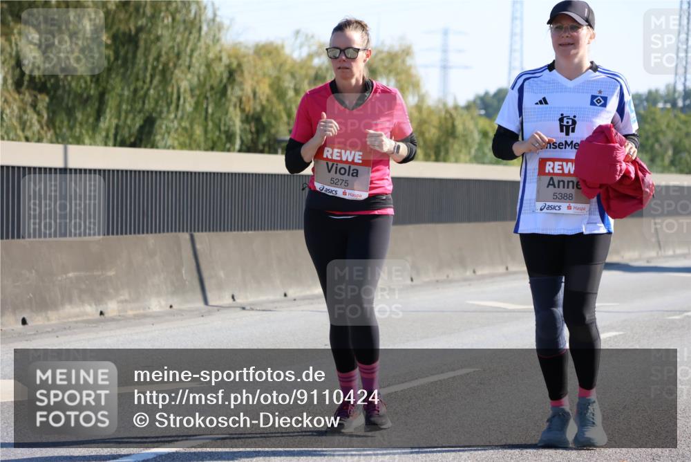 03.10.2025 - Köhlbrandbrückenlauf Strokosch-Dieckow http://msf.ph/oto/9110424 03.10.2025 12:29:08 Position 3 5275, 5388 meine-sportfotos.de