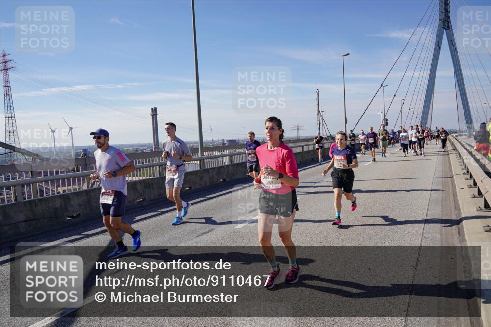 03.10.2025 - Köhlbrandbrückenlauf Michael Burmester http://msf.ph/oto/9110467 03.10.2025 12:52:49 Position 2 5931 meine-sportfotos.de