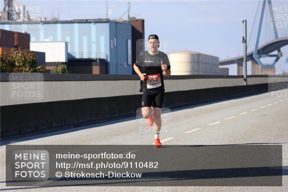 03.10.2025 - Köhlbrandbrückenlauf Strokosch-Dieckow http://msf.ph/oto/9110482 03.10.2025 12:32:14 Position 3 6099 meine-sportfotos.de
