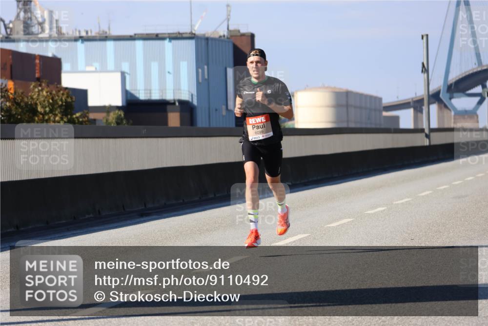 03.10.2025 - Köhlbrandbrückenlauf Strokosch-Dieckow http://msf.ph/oto/9110492 03.10.2025 12:32:14 Position 3 6099 meine-sportfotos.de