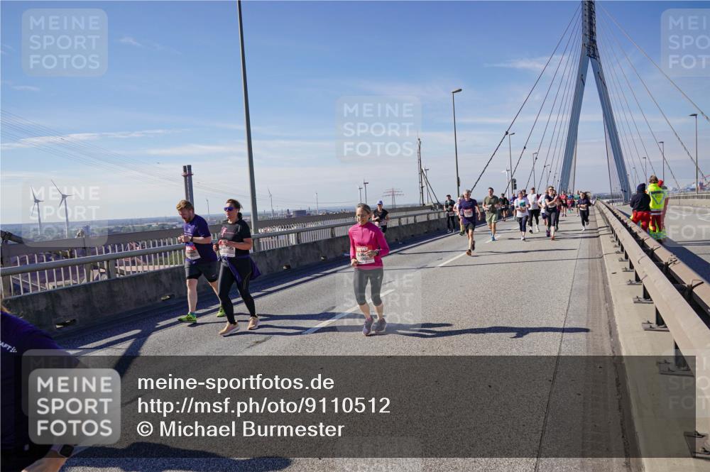 03.10.2025 - Köhlbrandbrückenlauf Michael Burmester http://msf.ph/oto/9110512 03.10.2025 12:52:50 Position 2  meine-sportfotos.de