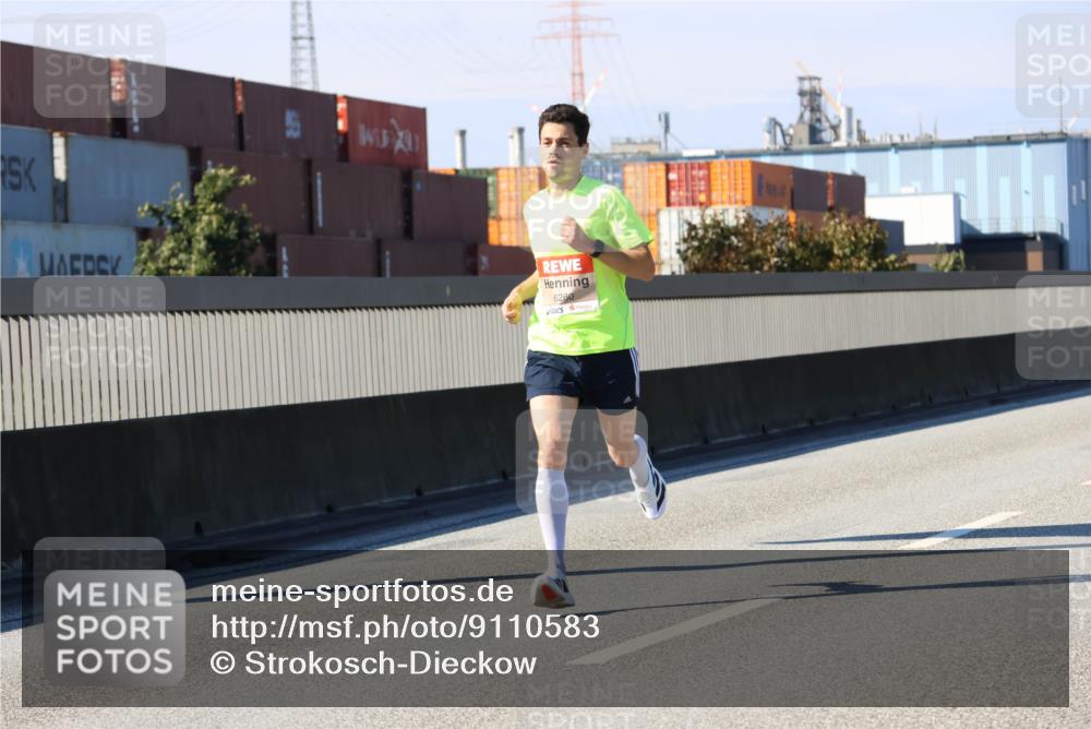 03.10.2025 - Köhlbrandbrückenlauf Strokosch-Dieckow http://msf.ph/oto/9110583 03.10.2025 12:35:17 Position 3 6280 meine-sportfotos.de