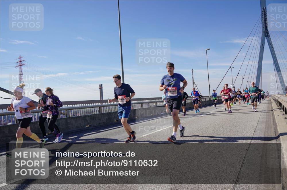 03.10.2025 - Köhlbrandbrückenlauf Michael Burmester http://msf.ph/oto/9110632 03.10.2025 12:52:58 Position 2  meine-sportfotos.de