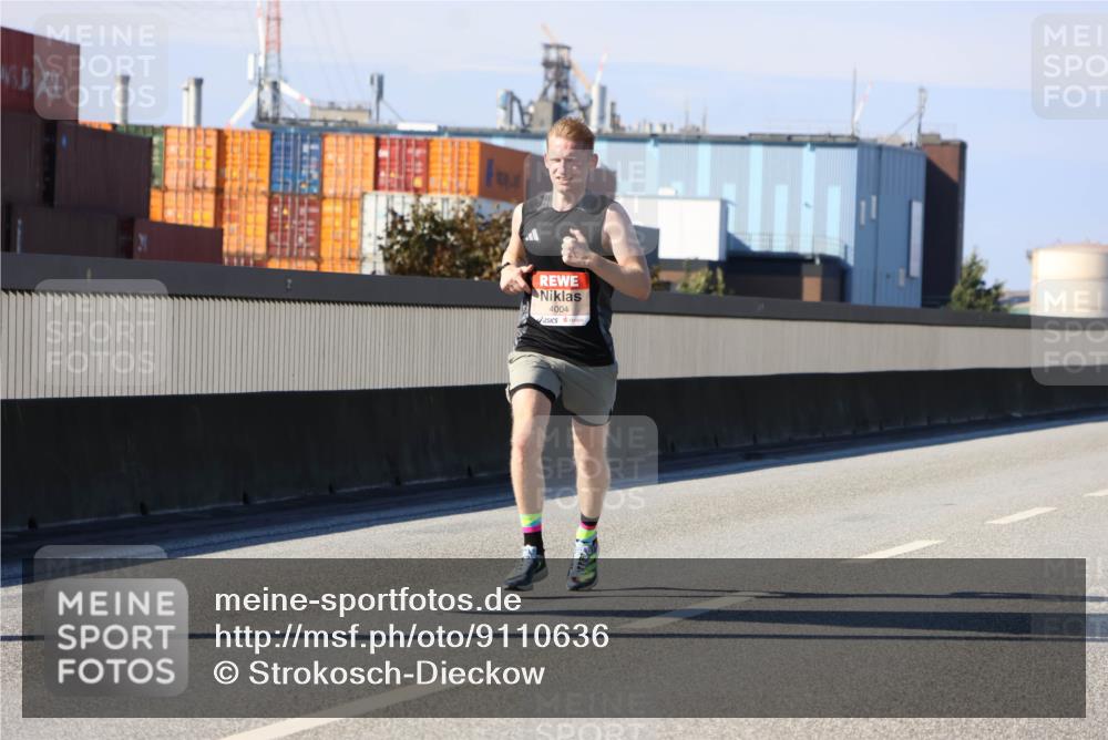 03.10.2025 - Köhlbrandbrückenlauf Strokosch-Dieckow http://msf.ph/oto/9110636 03.10.2025 12:35:32 Position 3 4004 meine-sportfotos.de