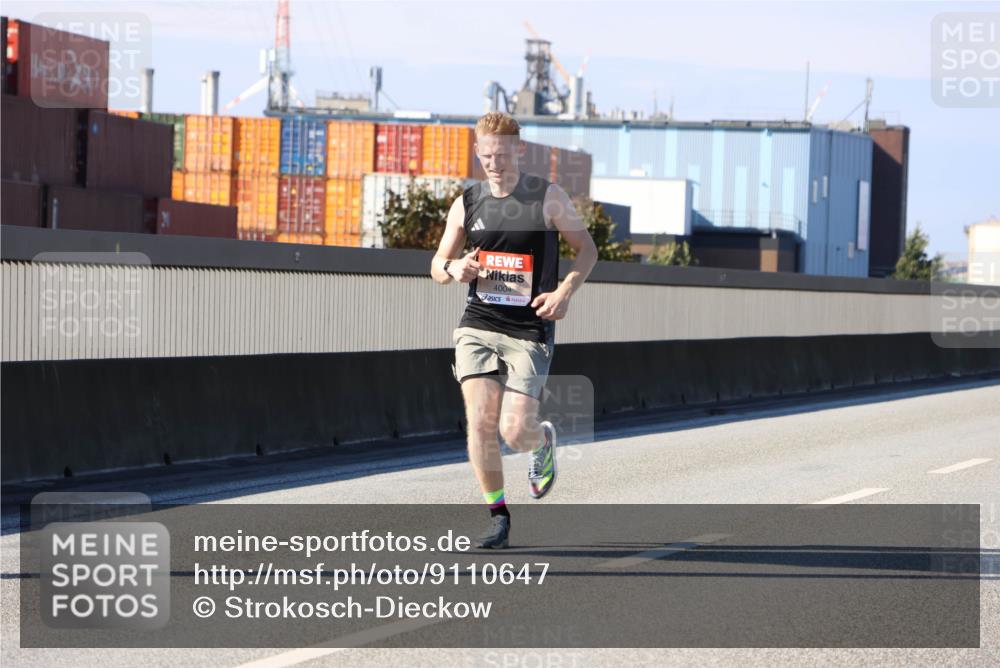 03.10.2025 - Köhlbrandbrückenlauf Strokosch-Dieckow http://msf.ph/oto/9110647 03.10.2025 12:35:32 Position 3 4004 meine-sportfotos.de