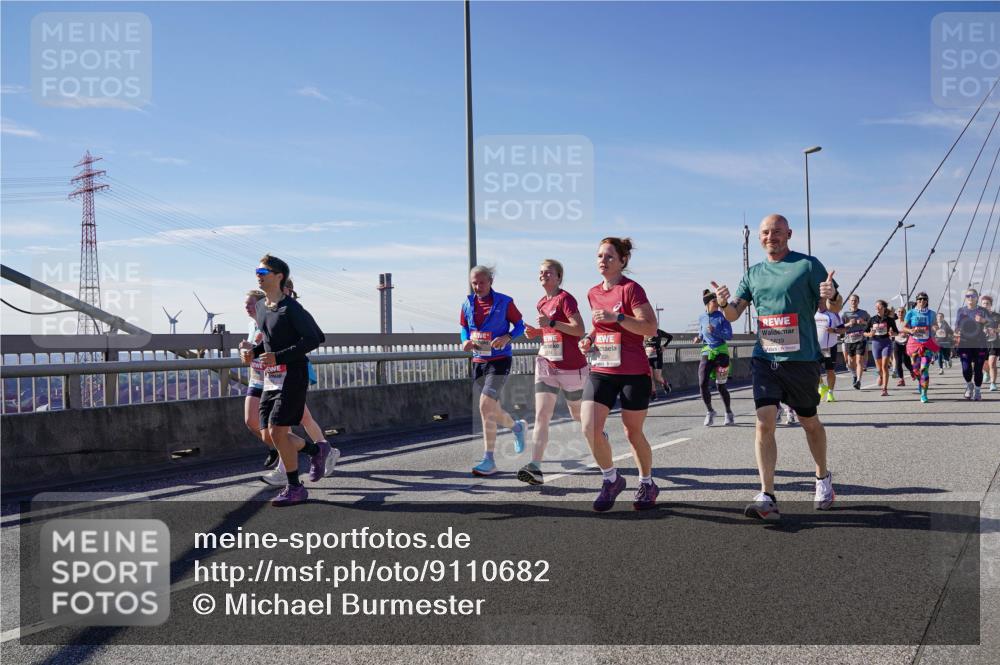 03.10.2025 - Köhlbrandbrückenlauf Michael Burmester http://msf.ph/oto/9110682 03.10.2025 12:53:01 Position 2  meine-sportfotos.de