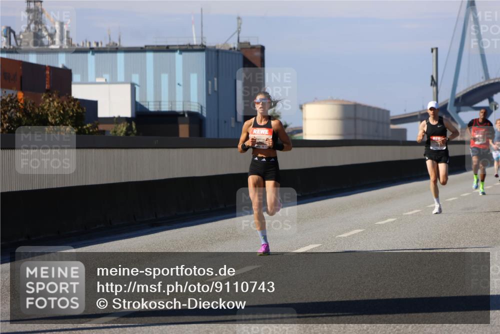 03.10.2025 - Köhlbrandbrückenlauf Strokosch-Dieckow http://msf.ph/oto/9110743 03.10.2025 12:35:57 Position 3  meine-sportfotos.de