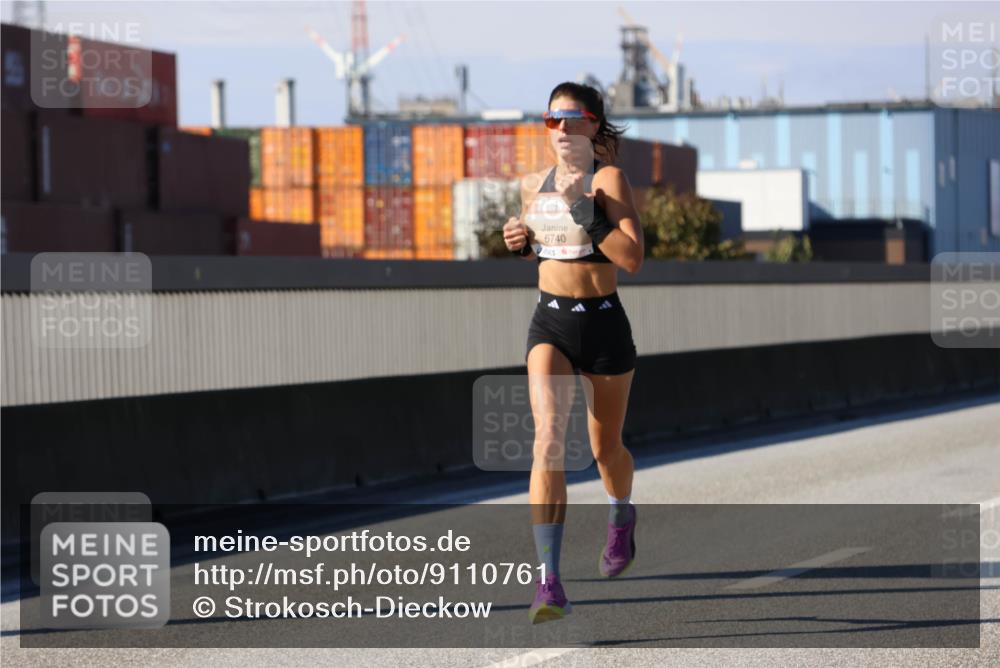 03.10.2025 - Köhlbrandbrückenlauf Strokosch-Dieckow http://msf.ph/oto/9110761 03.10.2025 12:36:00 Position 3  meine-sportfotos.de