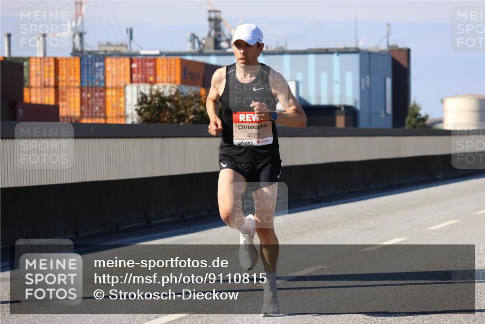 03.10.2025 - Köhlbrandbrückenlauf Strokosch-Dieckow http://msf.ph/oto/9110815 03.10.2025 12:36:04 Position 3 4027 meine-sportfotos.de