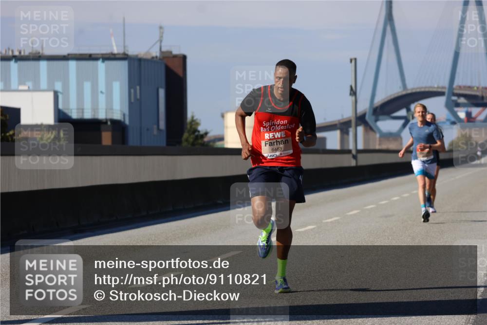 03.10.2025 - Köhlbrandbrückenlauf Strokosch-Dieckow http://msf.ph/oto/9110821 03.10.2025 12:36:07 Position 3 6483 meine-sportfotos.de