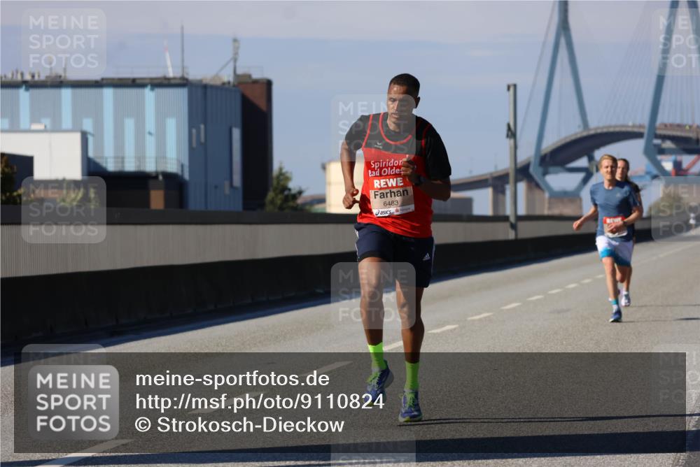 03.10.2025 - Köhlbrandbrückenlauf Strokosch-Dieckow http://msf.ph/oto/9110824 03.10.2025 12:36:07 Position 3 6483 meine-sportfotos.de