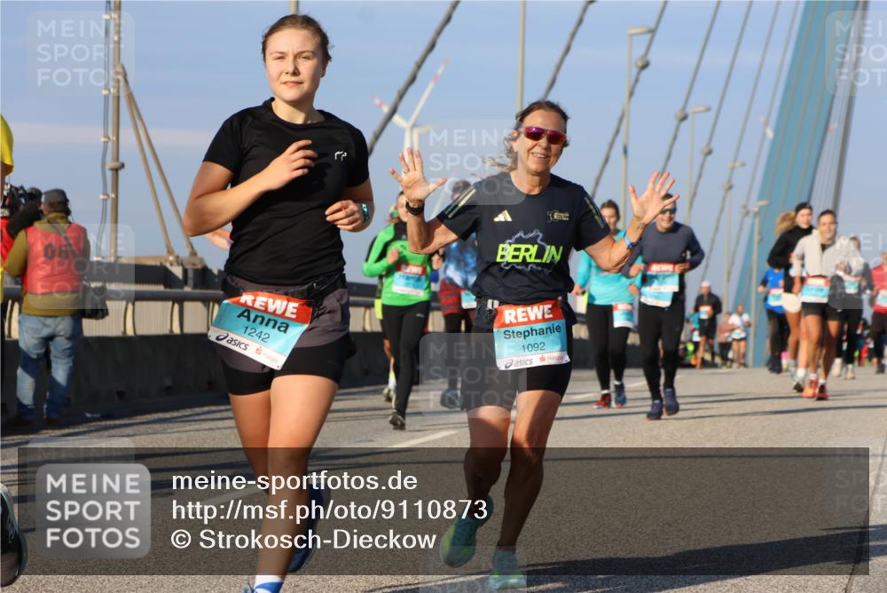 03.10.2025 - Köhlbrandbrückenlauf Strokosch-Dieckow http://msf.ph/oto/9110873 03.10.2025 09:43:07 Position 2 08, 1242, 1092 meine-sportfotos.de