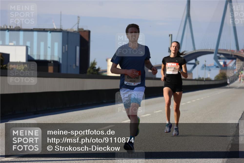 03.10.2025 - Köhlbrandbrückenlauf Strokosch-Dieckow http://msf.ph/oto/9110874 03.10.2025 12:36:13 Position 3 6638, 6516 meine-sportfotos.de