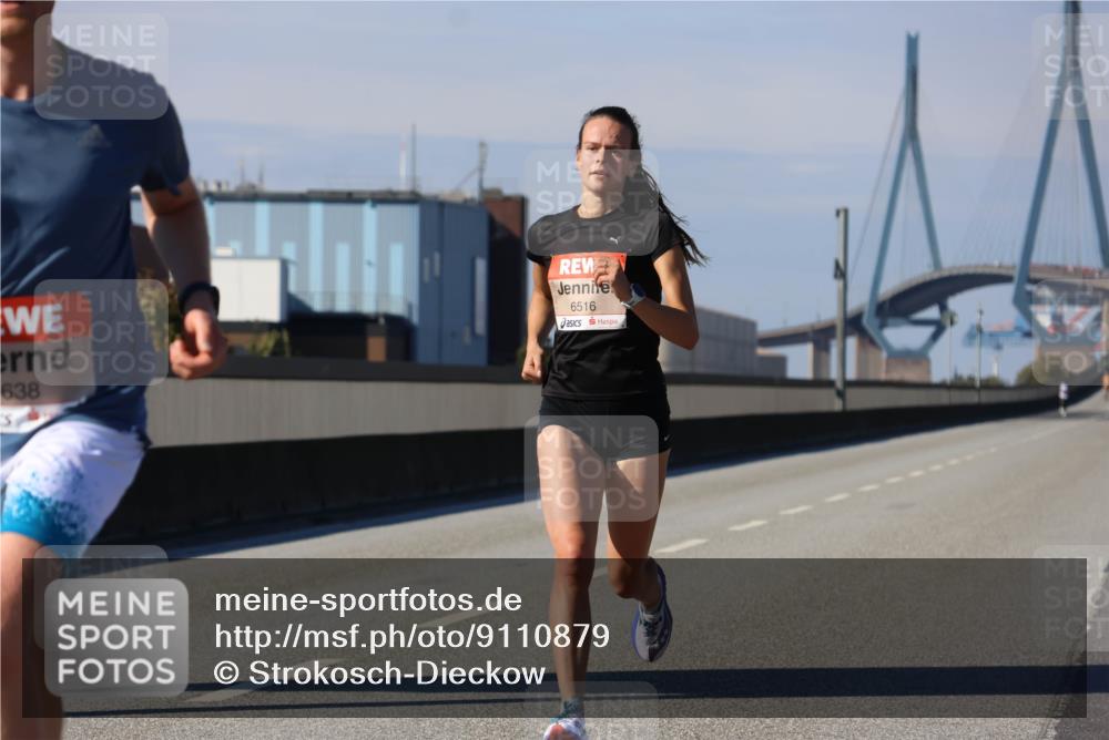 03.10.2025 - Köhlbrandbrückenlauf Strokosch-Dieckow http://msf.ph/oto/9110879 03.10.2025 12:36:16 Position 3 638, 6516 meine-sportfotos.de