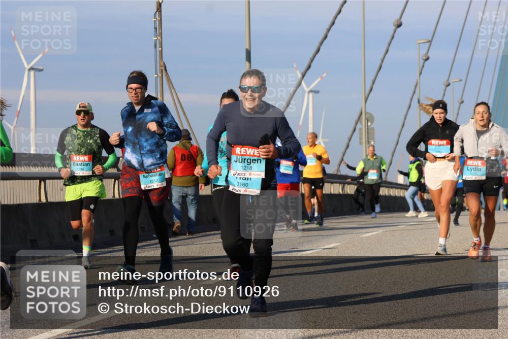 03.10.2025 - Köhlbrandbrückenlauf Strokosch-Dieckow http://msf.ph/oto/9110926 03.10.2025 09:43:11 Position 2 1346, 1352, 08, 1218, 3160, 3753 meine-sportfotos.de