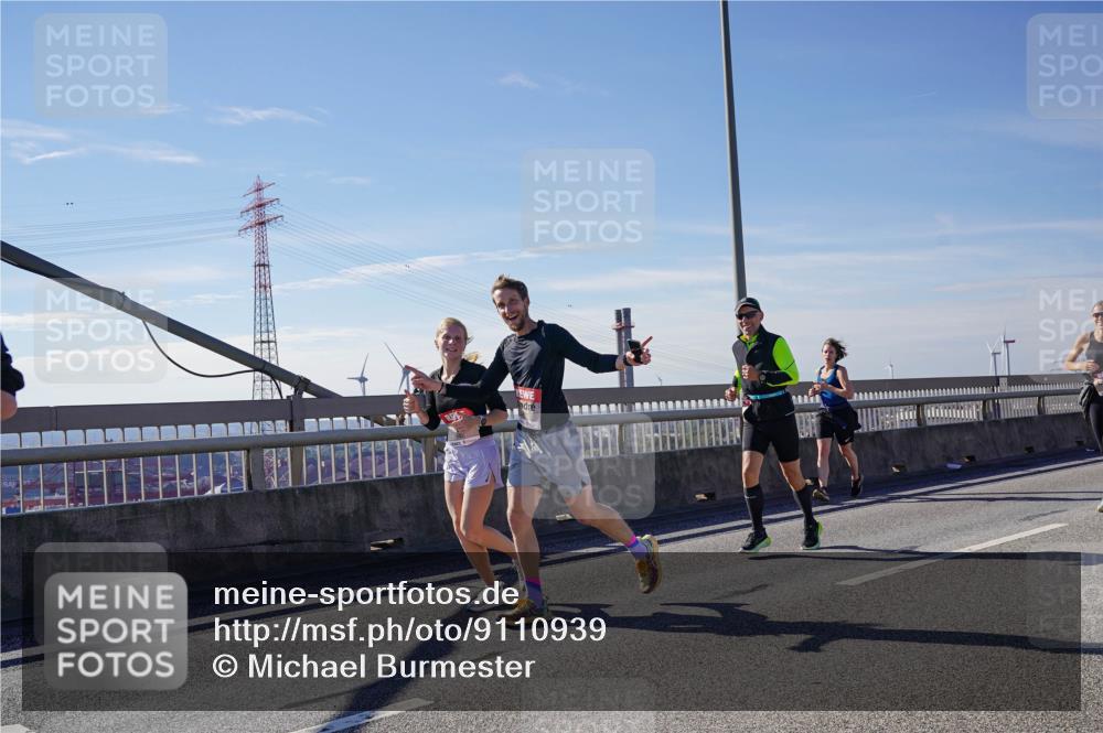03.10.2025 - Köhlbrandbrückenlauf Michael Burmester http://msf.ph/oto/9110939 03.10.2025 12:53:11 Position 2  meine-sportfotos.de