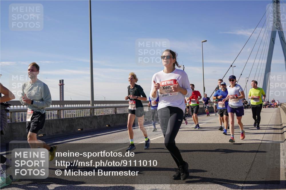 03.10.2025 - Köhlbrandbrückenlauf Michael Burmester http://msf.ph/oto/9111010 03.10.2025 12:53:14 Position 2 0675, 5774 meine-sportfotos.de