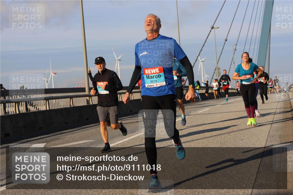 03.10.2025 - Köhlbrandbrückenlauf Strokosch-Dieckow http://msf.ph/oto/9111018 03.10.2025 09:43:24 Position 2 1403, 3679 meine-sportfotos.de
