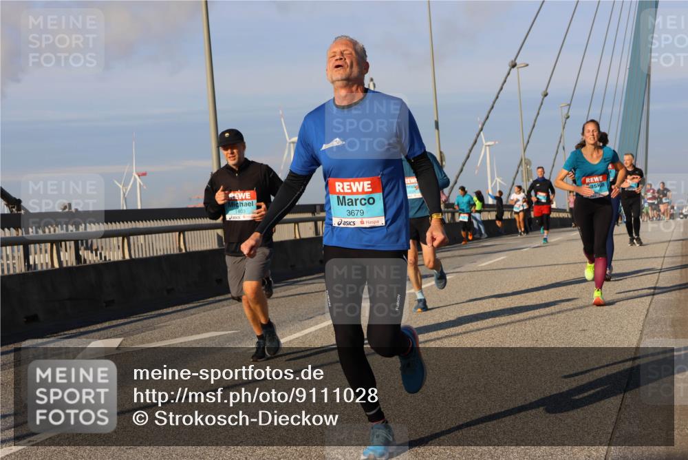 03.10.2025 - Köhlbrandbrückenlauf Strokosch-Dieckow http://msf.ph/oto/9111028 03.10.2025 09:43:24 Position 2 1403, 3679 meine-sportfotos.de