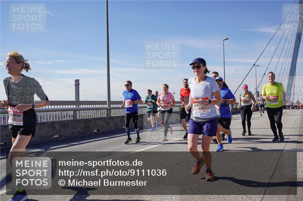 03.10.2025 - Köhlbrandbrückenlauf Michael Burmester http://msf.ph/oto/9111036 03.10.2025 12:53:15 Position 2 75, 4996 meine-sportfotos.de