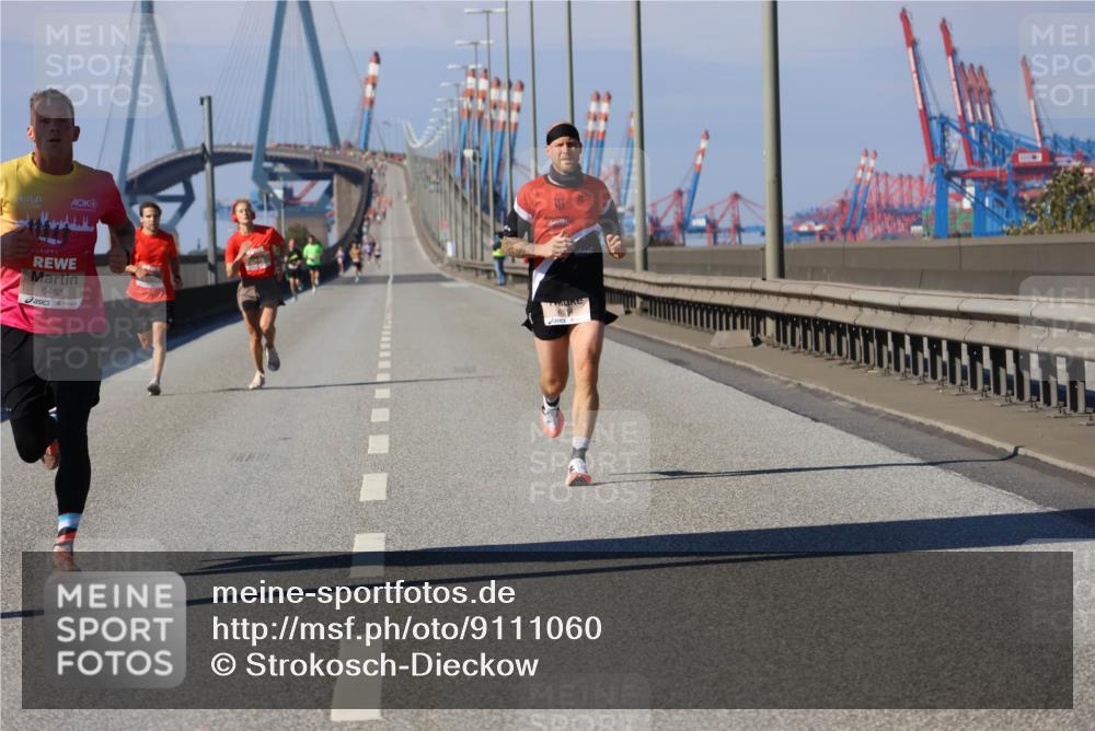 03.10.2025 - Köhlbrandbrückenlauf Strokosch-Dieckow http://msf.ph/oto/9111060 03.10.2025 12:38:09 Position 3 6482, 6514 meine-sportfotos.de