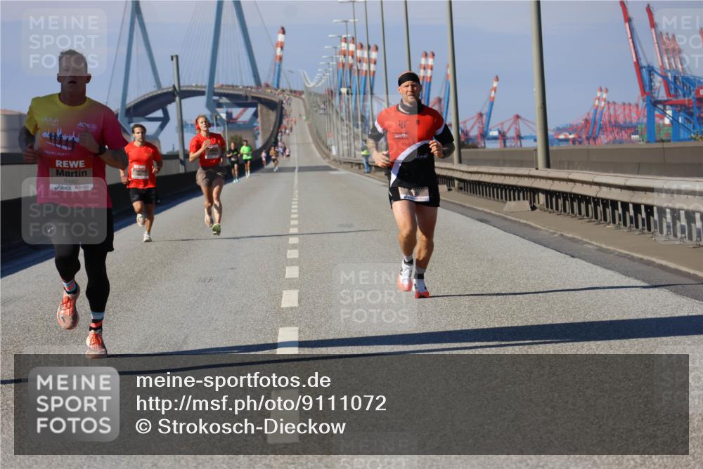 03.10.2025 - Köhlbrandbrückenlauf Strokosch-Dieckow http://msf.ph/oto/9111072 03.10.2025 12:38:09 Position 3 18, 6482 meine-sportfotos.de