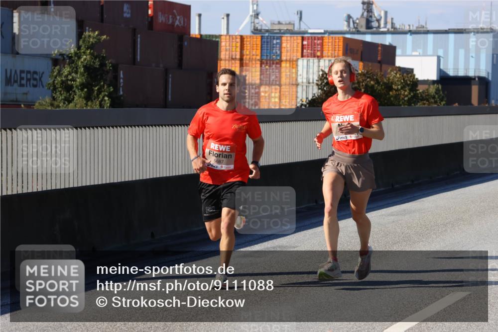 03.10.2025 - Köhlbrandbrückenlauf Strokosch-Dieckow http://msf.ph/oto/9111088 03.10.2025 12:38:16 Position 3 5687 meine-sportfotos.de