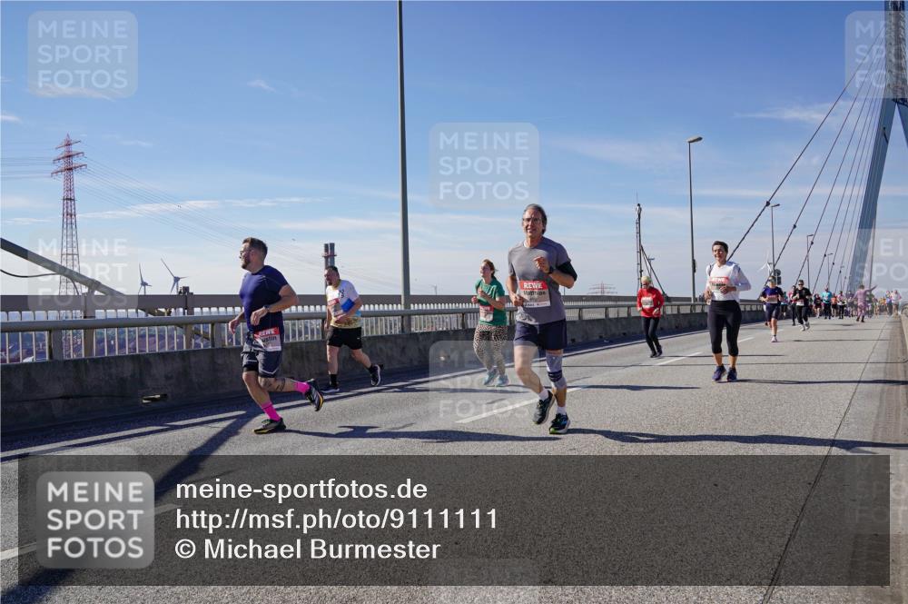 03.10.2025 - Köhlbrandbrückenlauf Michael Burmester http://msf.ph/oto/9111111 03.10.2025 12:53:21 Position 2  meine-sportfotos.de