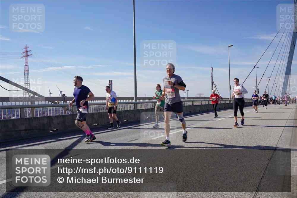 03.10.2025 - Köhlbrandbrückenlauf Michael Burmester http://msf.ph/oto/9111119 03.10.2025 12:53:21 Position 2  meine-sportfotos.de
