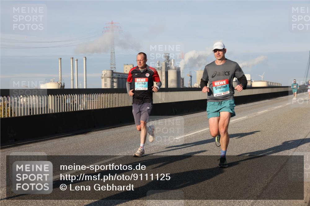 03.10.2025 - Köhlbrandbrückenlauf Lena Gebhardt http://msf.ph/oto/9111125 03.10.2025 09:41:45 Position 2 3402, 1490 meine-sportfotos.de