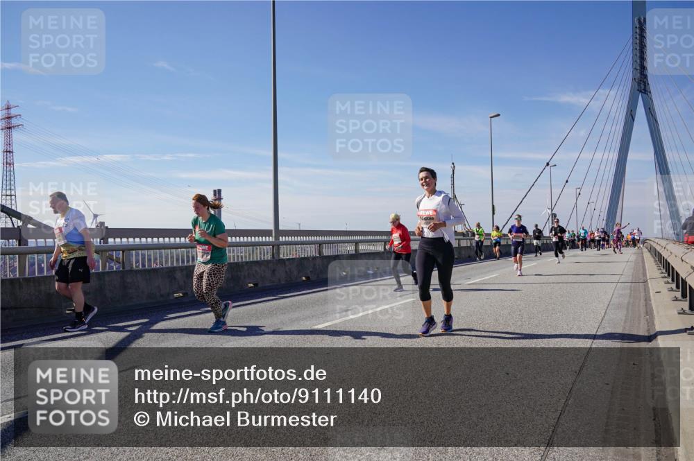 03.10.2025 - Köhlbrandbrückenlauf Michael Burmester http://msf.ph/oto/9111140 03.10.2025 12:53:22 Position 2  meine-sportfotos.de