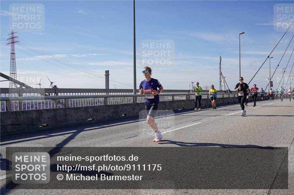 03.10.2025 - Köhlbrandbrückenlauf Michael Burmester http://msf.ph/oto/9111175 03.10.2025 12:53:25 Position 2  meine-sportfotos.de