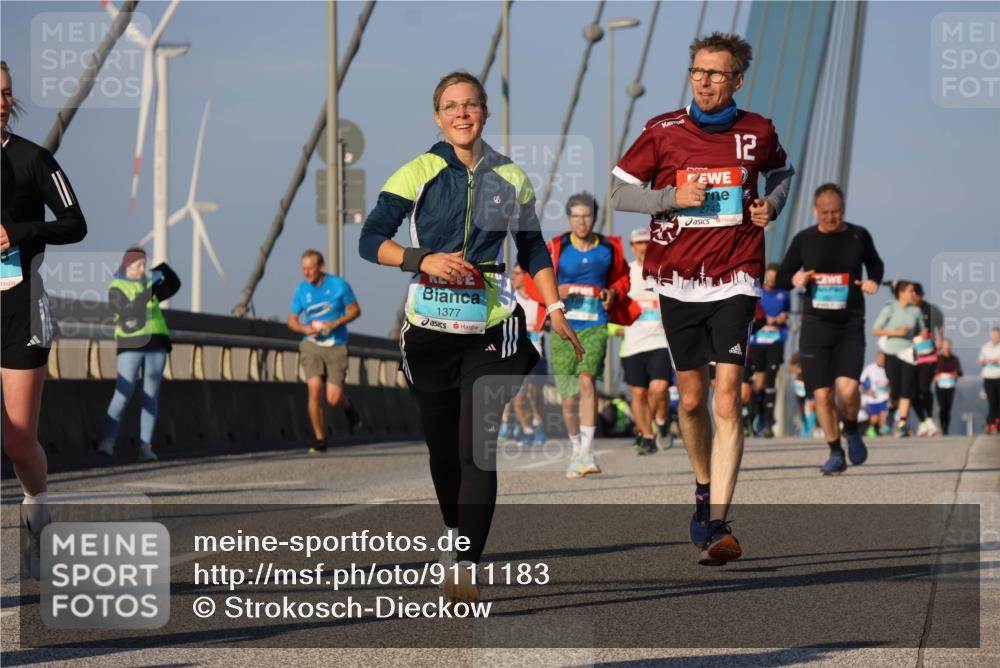 03.10.2025 - Köhlbrandbrückenlauf Strokosch-Dieckow http://msf.ph/oto/9111183 03.10.2025 09:43:39 Position 2 1377, 2743, 12 meine-sportfotos.de